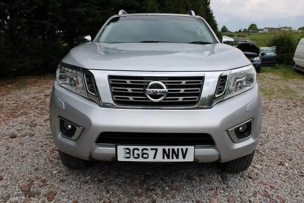 Used Nissan Navara Tekna 2017 Silver Pickup