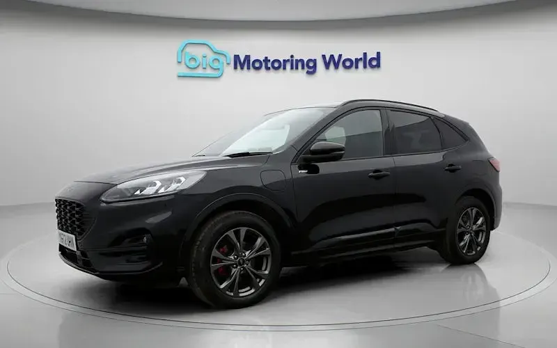 Używany Ford Kuga ST-Line 224 KM (164 kW) 2022 SUV