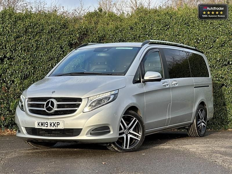Used Mercedes V220 163 HP (119 kW) 2019 Silver MPV
