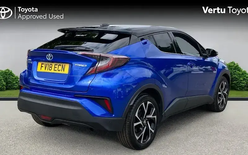 Used Toyota C-HR 122 HP (89 kW) 2018 Blue SUV