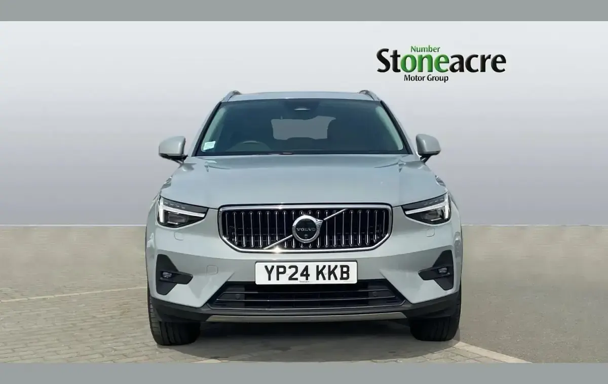 Used Volvo XC40 Ultra 194 HP (142 kW) 2024 Grey SUV
