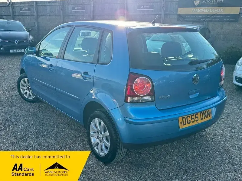 Used VW Polo SE 75 HP (55 kW) 2005 Blue Hatchback