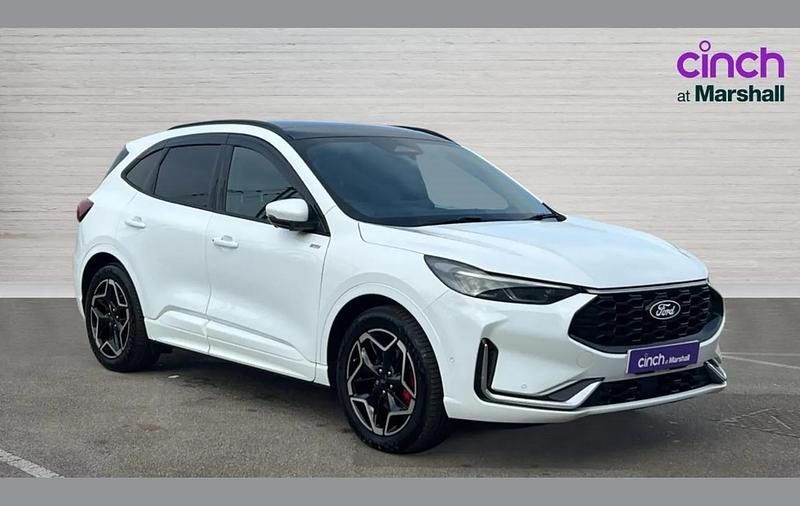 Used Ford Kuga ST-Line X 180 HP (132 kW) 2024 White SUV