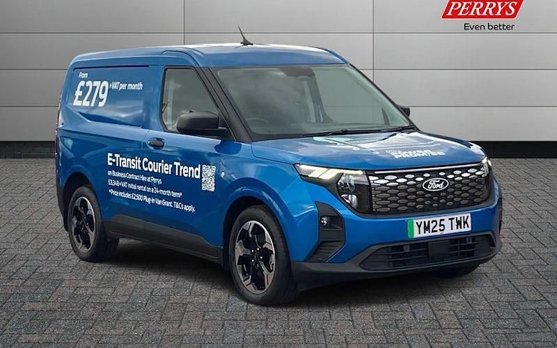 New 2025 Ford Transit Trend Van | £27,594 (Expensive) - Image 1/4