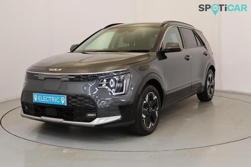 Used Kia e-Niro 147 kW (201 HP) 2023 Grey SUV