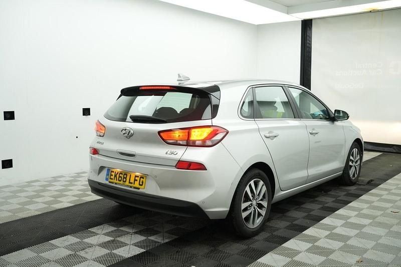 Used Hyundai i30 SE 2018 Silver Hatchback