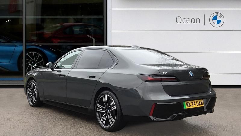 Used BMW i7 M Sport 400 kW (544 HP) 2024 Grey Sedan