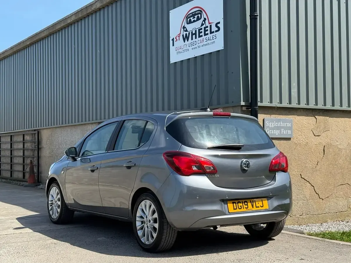 Used Vauxhall Corsa 90 HP (66 kW) 2019 Grey Hatchback