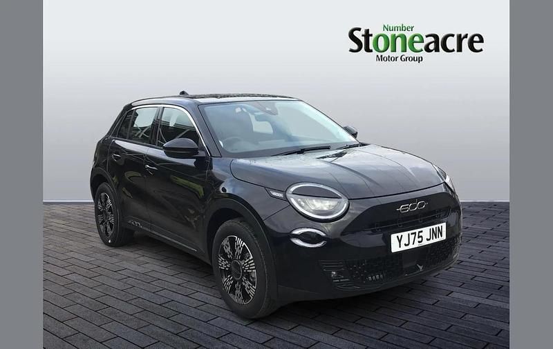 Black New 2025 Fiat 600 S SUV | £18,990 - Image 1/4