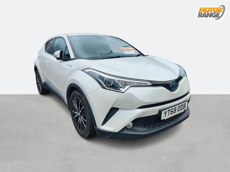 Used Toyota C-HR 122 HP (89 kW) 2018 White SUV
