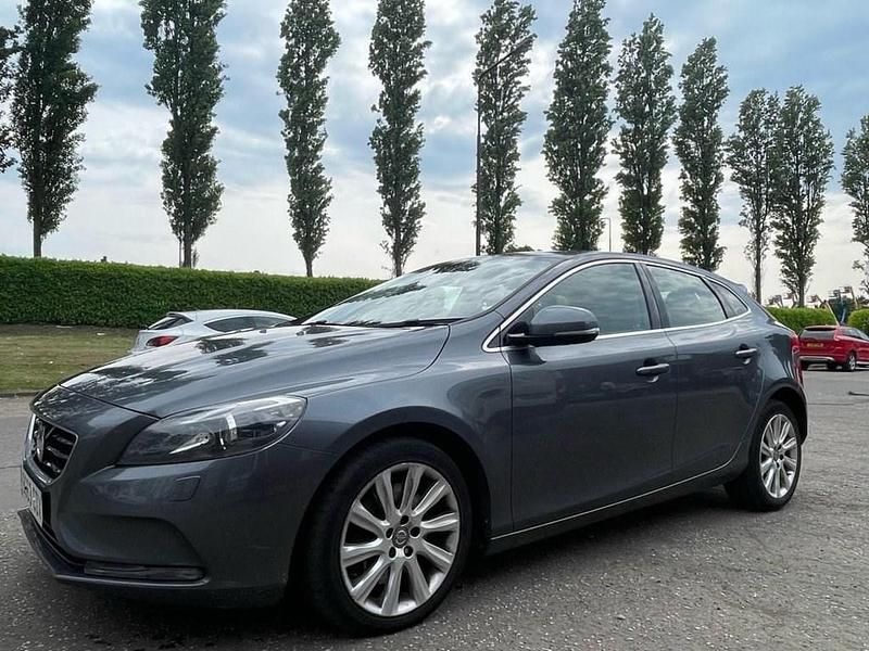 Used Volvo V40 SE Lux 177 HP (130 kW) 2013 Grey Estate