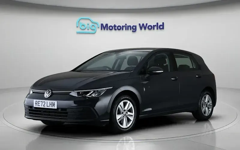 Used VW Golf VIII Life 150 HP (110 kW) 2024 Hatchback