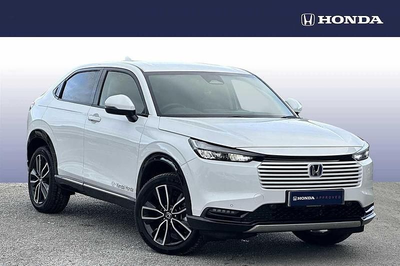 White Used 2025 Honda HR-V Advance SUV | £29,425 (Expensive) - Image 1/4