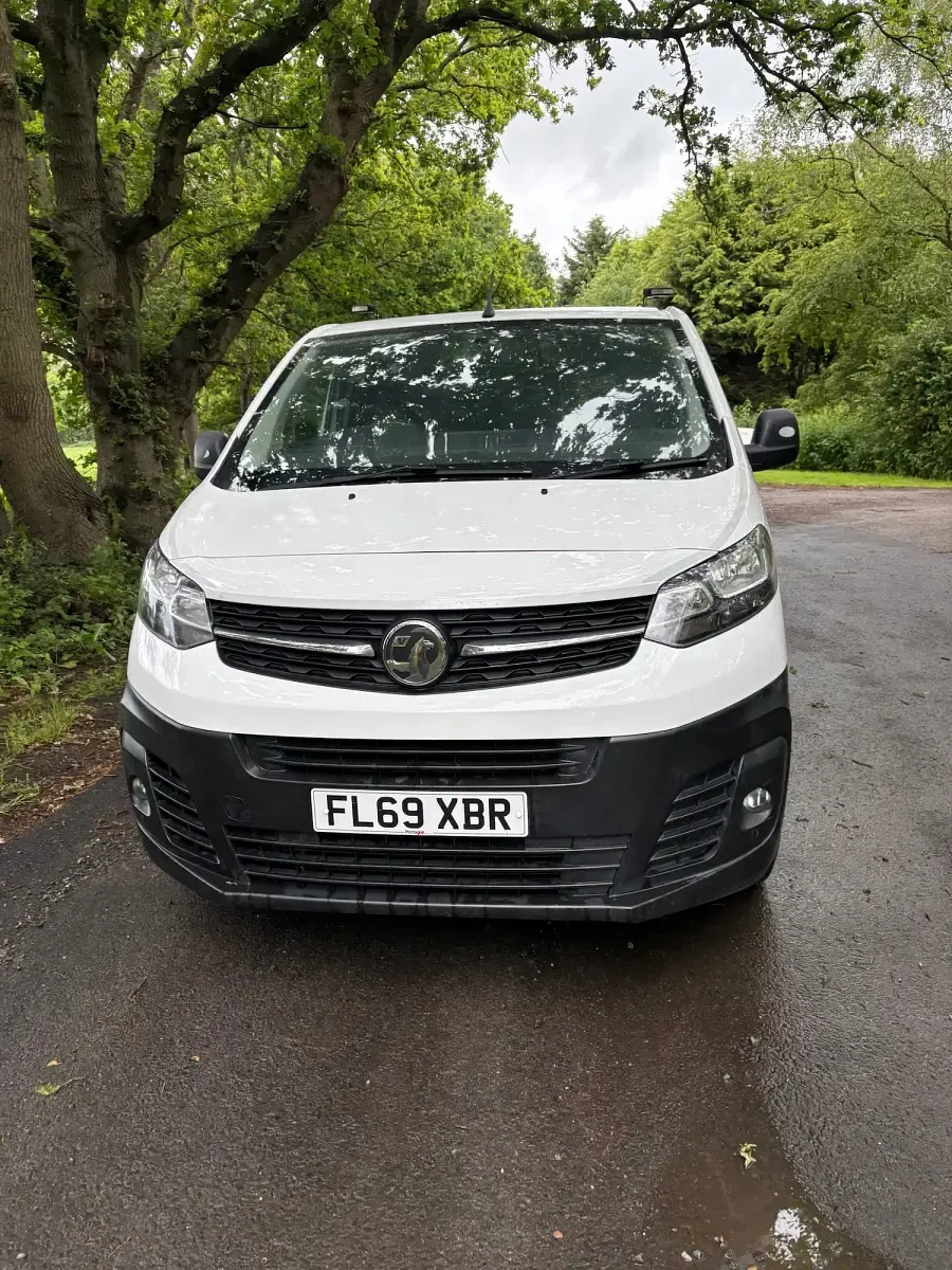 Used Vauxhall Vivaro 2019 White MPV