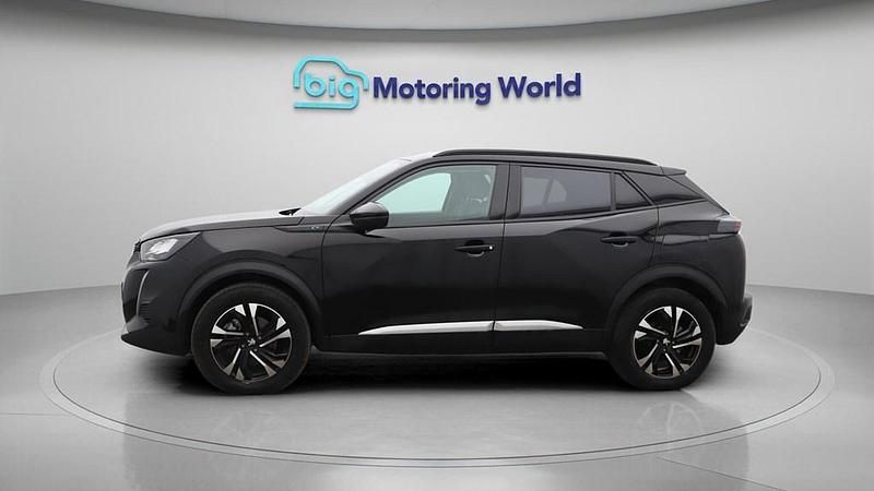 Used Peugeot e-2008 Allure+ 100 kW (136 HP) 2022 SUV