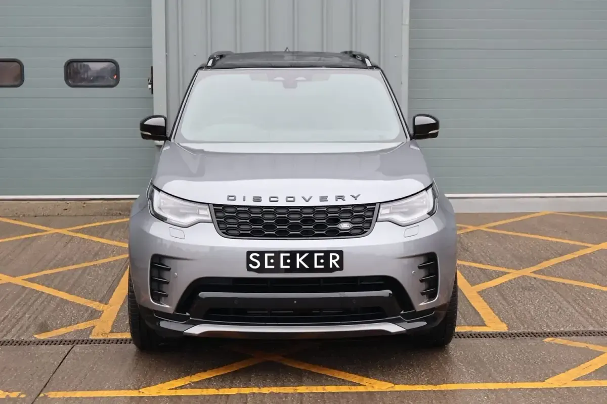Used Land Rover Discovery HSE Dynamic 2025 Grey SUV