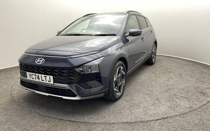 Used Hyundai Bayon Premium 101 HP (74 kW) 2024 Grey SUV
