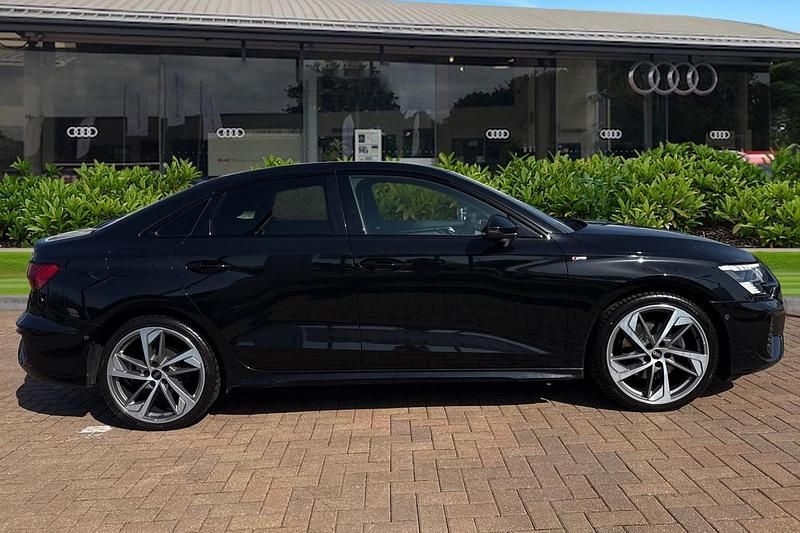 Used Audi A3 Comfort 150 HP (110 kW) 2021 Black Sedan