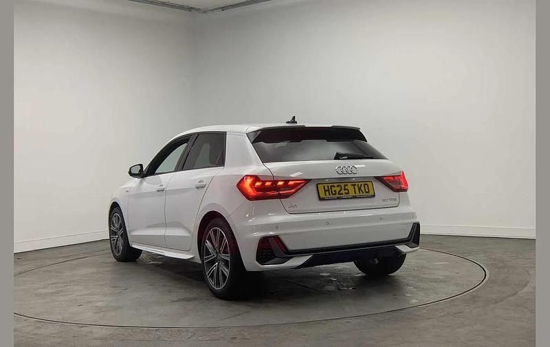 Used Audi A1 S-Line 113 HP (83 kW) 2025 White SUV