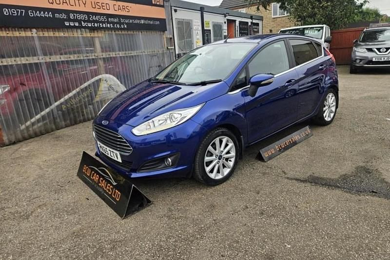Blue Used 2015 Ford Fiesta Titanium Hatchback | £7,350 (Fair price) - Image 1/1
