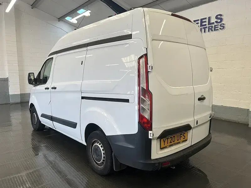Used Ford Transit Custom 105 HP (77 kW) 2020 White Van