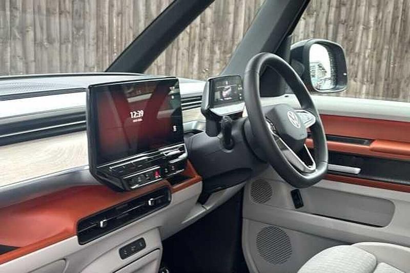 Used VW ID. Buzz 150 kW (204 HP) 2024 MPV