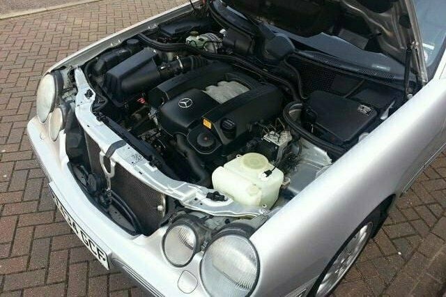 Used Mercedes E240 Elegance 170 HP (125 kW) 2001 Sedan