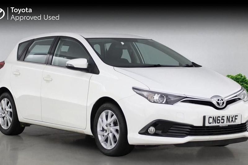 Used 2015 Toyota Auris | £7,000 (Fair price) - Image 1/1