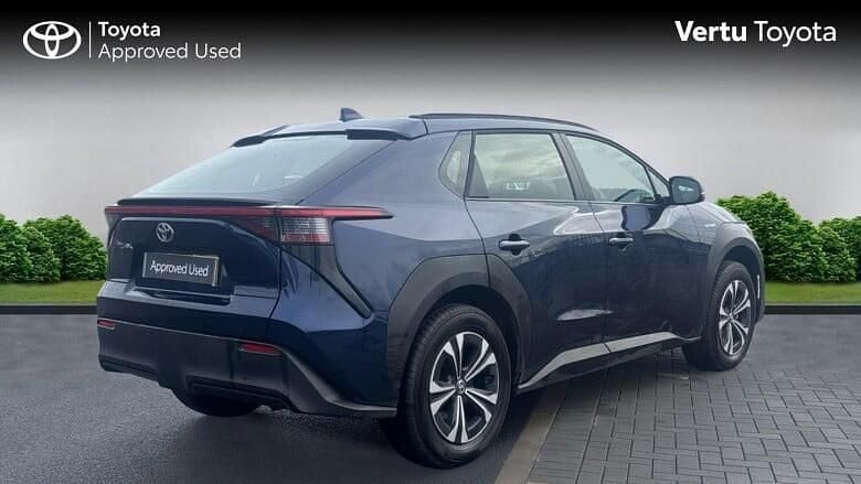 Used Toyota bZ4X PURE 150 kW (204 HP) 2025 Blue SUV