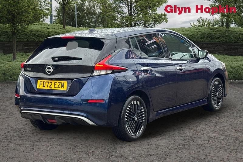 Used Nissan Leaf N-Connecta 110 kW (150 HP) 2022 Blue Hatchback