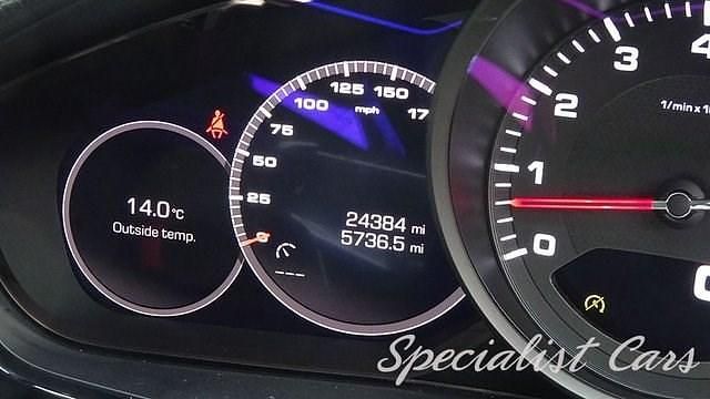 Used Porsche Panamera 330 HP (242 kW) 2017 Silver Sedan