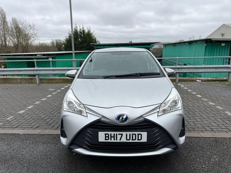 Used Toyota Vitz 2026 Silver Hatchback