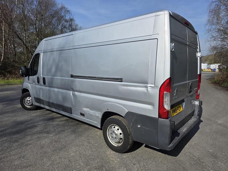 Used Citroën Relay 130 HP (95 kW) 2018 Silver Van
