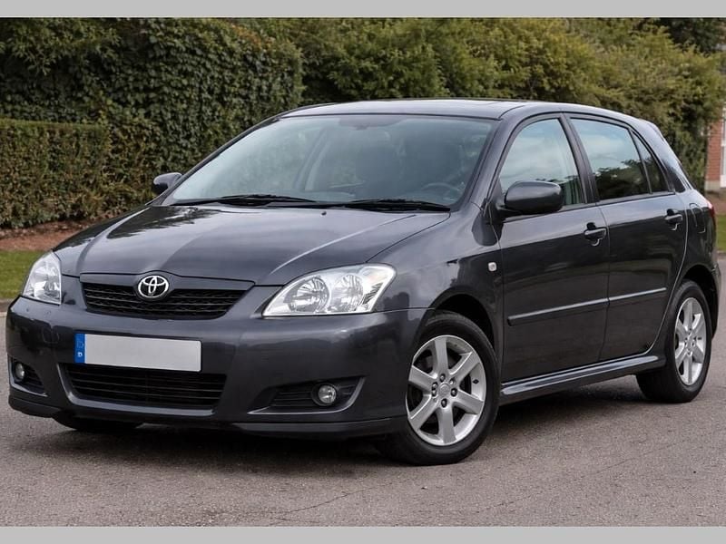 Grey Used 2005 Toyota Corolla T3 Hatchback | £1,495 (Good price) - Image 1/2