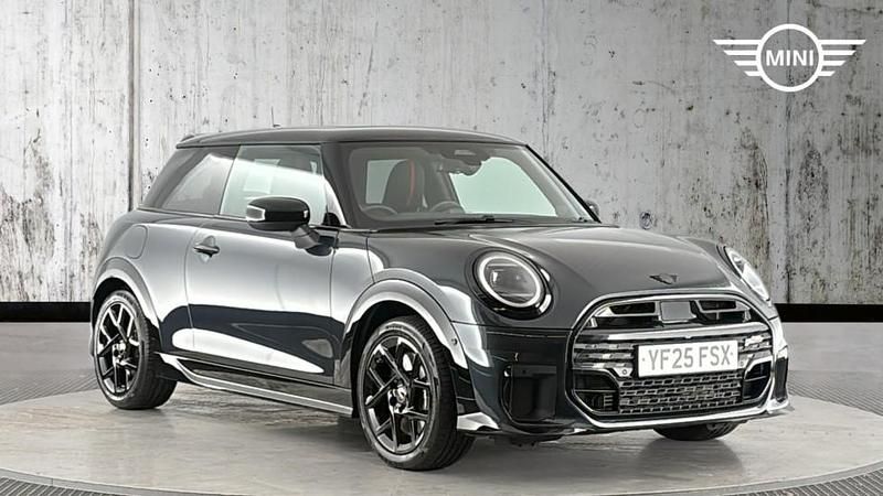 Used Mini Cooper Hatch 113 kW (154 HP) 2025 Grey Hatchback