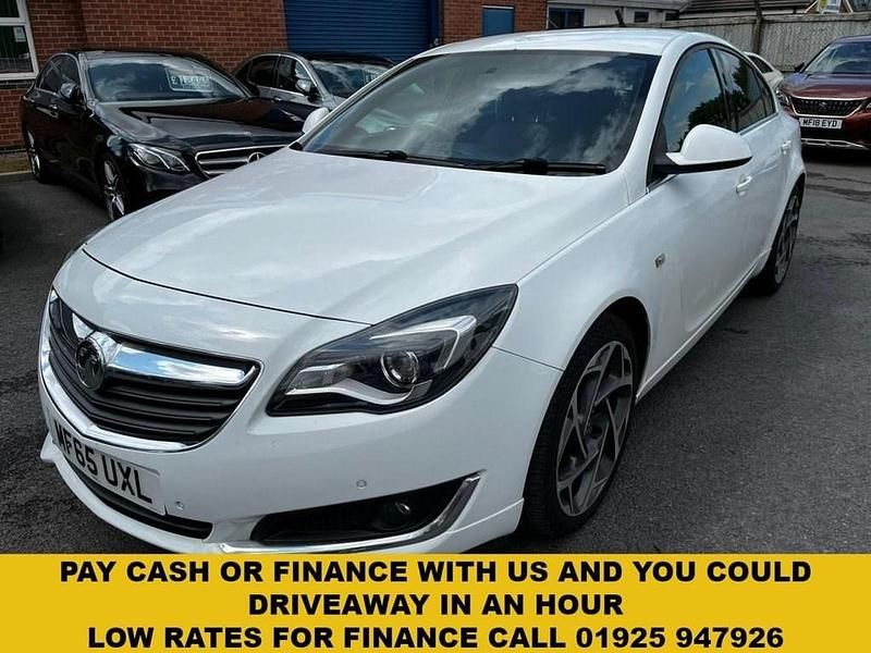 White Used 2015 Vauxhall Insignia SRi Hatchback | £4,249 (Fair price) - Image 1/4