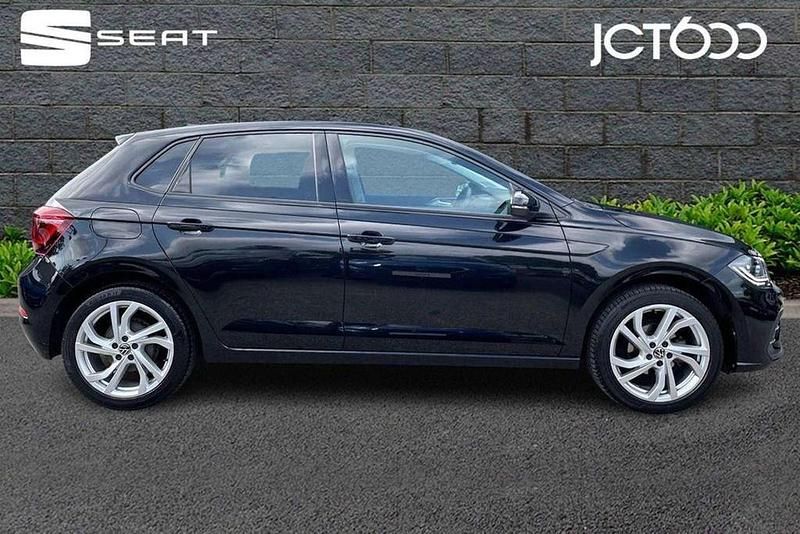 Used VW Polo Style 94 HP (69 kW) 2022 Black Hatchback
