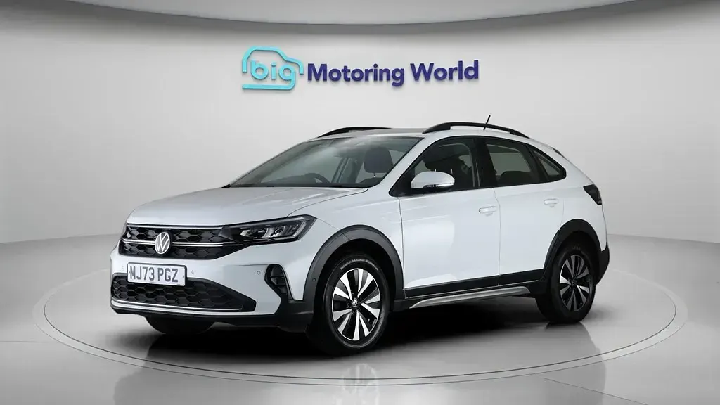 Begagnad VW Taigo S 95 HK (69 kW) 2023 Vit SUV