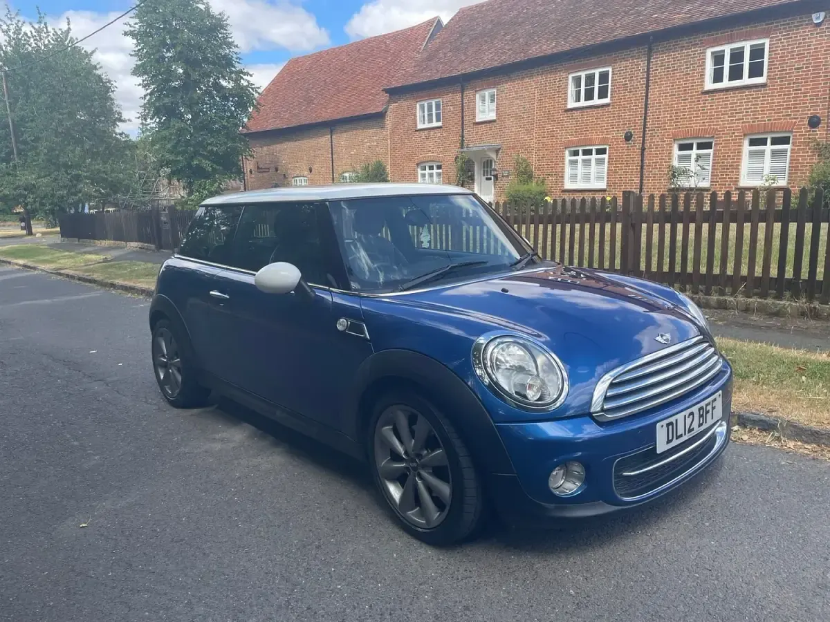 Used Mini Cooper D Hatch 112 HP (82 kW) 2012 Blue Hatchback