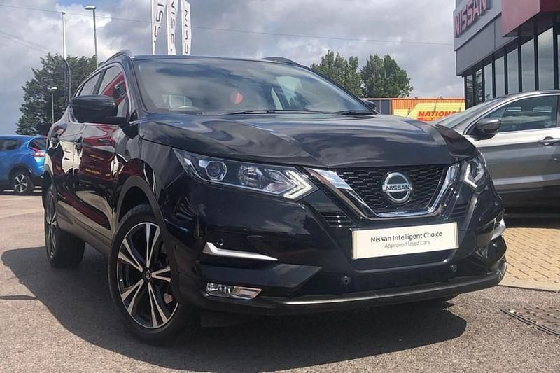 Black Used 2019 Nissan Qashqai N-Connecta SUV | £14,349 (Good price) - Image 1/1