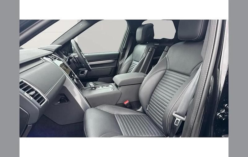 Used Land Rover Discovery 5 SE Dynamic 344 HP (253 kW) 2024 Black SUV