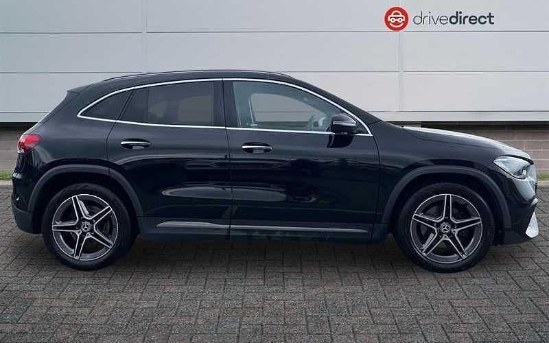 Used Mercedes GLA220 AMG Line Premium Plus 190 HP (139 kW) 2021 Black SUV