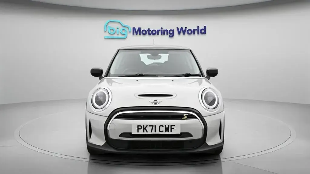 Used Mini Cooper SE Hatch 135 kW (184 HP) 2021 Hatchback