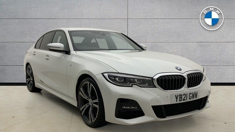 White Used 2021 BMW 318 M Sport Sedan | £22,990 (A bit pricey) - Image 1/4