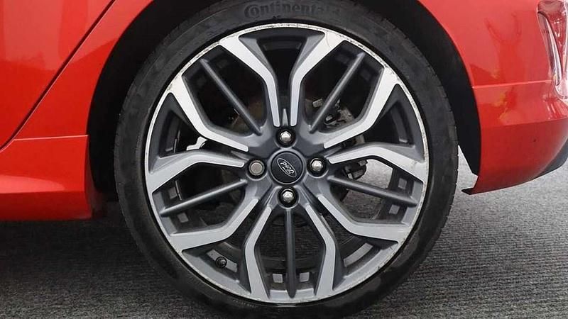 Used Ford Fiesta ST-Line 153 HP (112 kW) 2022 Red Hatchback