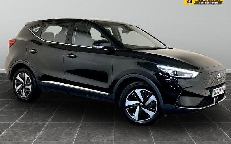 Black Used 2022 MG ZS SE Hatchback | £12,795 (Good price) - Image 1/3