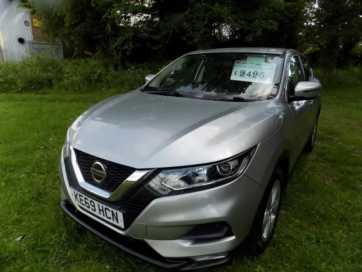 Used Nissan Qashqai Acenta Premium 2020 Silver SUV
