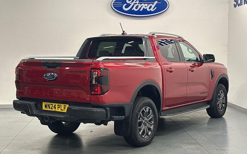 Used Ford Ranger Wildtrack 205 HP (150 kW) 2024 Red Pickup