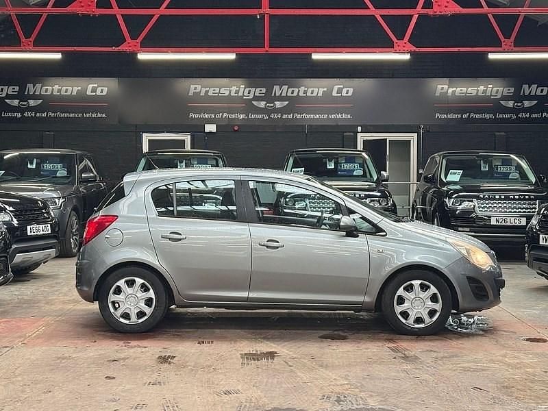 Second-hand Vauxhall Corsa 80 CP (58 kW) 2012 Argintiu Hatchback