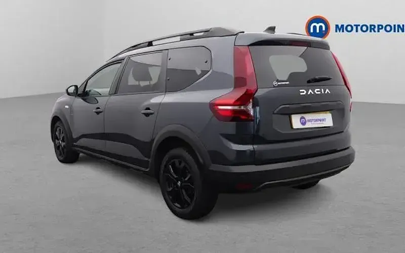 Used Dacia Jogger Extreme 110 HP (80 kW) 2022 Grey MPV